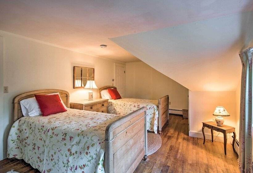 Expansive Beachfront Retreat W/ Outdoor Shower