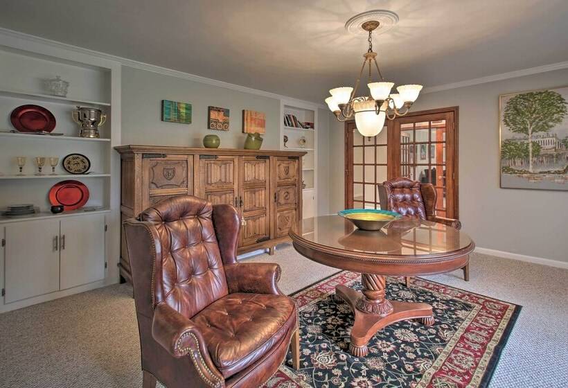 Expansive Hot Springs Retreat W/ Pool Near Casino!