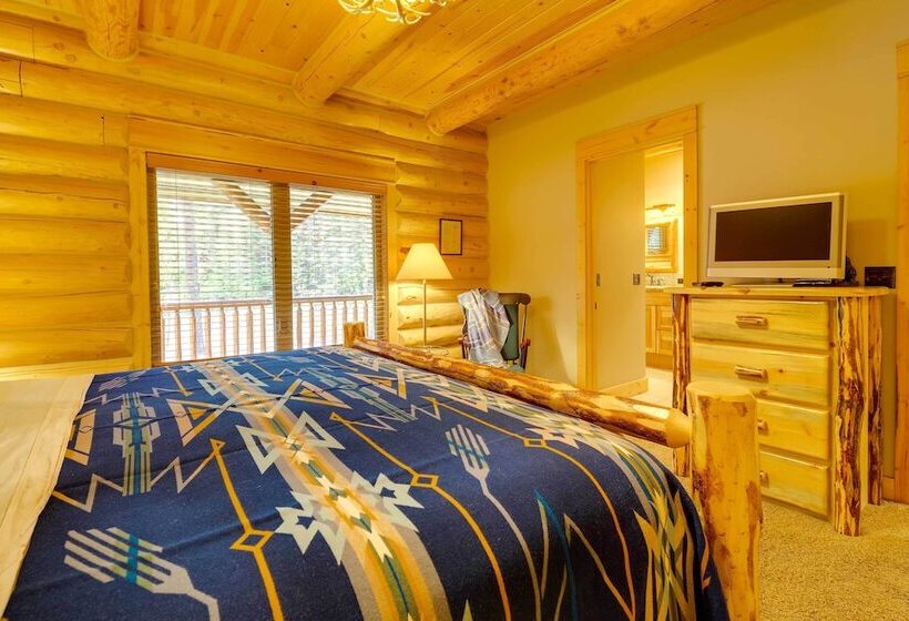 Exquisite Mccall Log Cabin   Walk To Payette Lake!