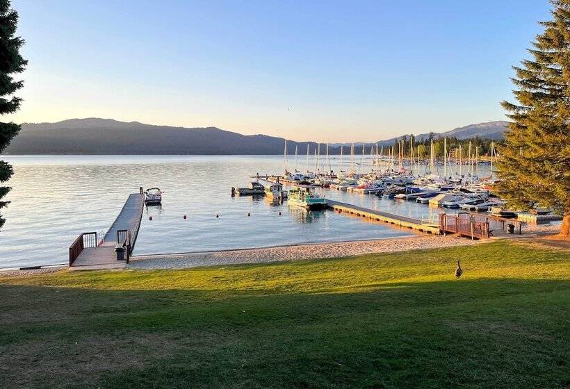 Exquisite Mccall Log Cabin   Walk To Payette Lake!