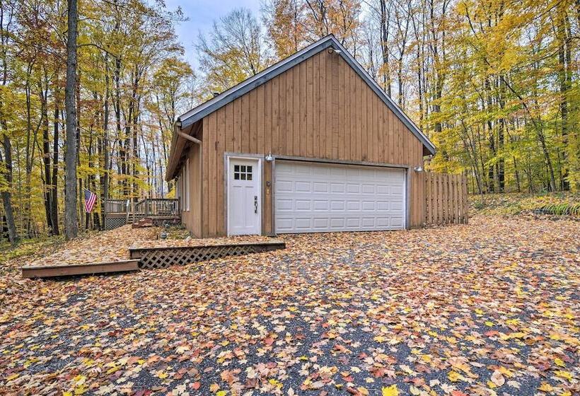 Family Escape   Near Little Traverse Wheelway