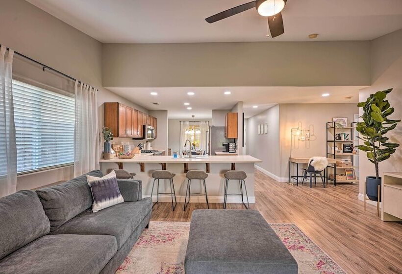 Family Friendly Home, 6 Mi To Riverwalk Plaza