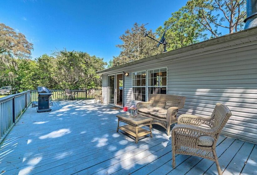 Family Friendly Home W/ Deck By Rainbow Springs!