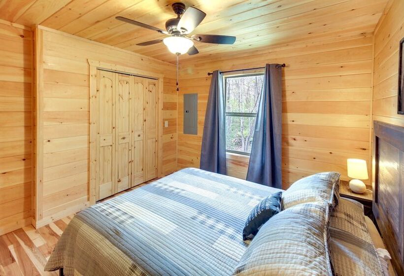 Family Friendly Murphy Cabin W/ Fire Pit!