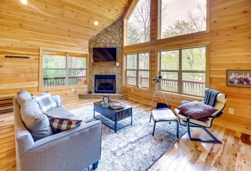 Family Friendly Murphy Cabin W/ Fire Pit!