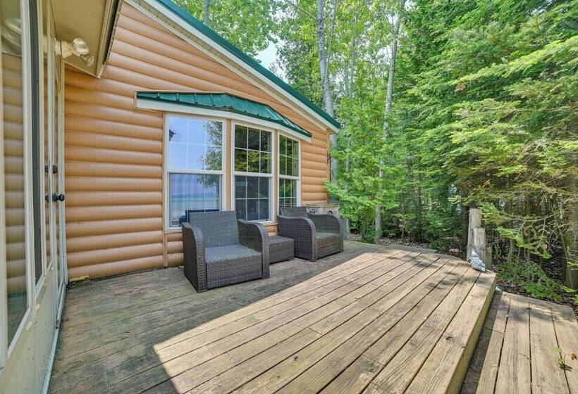 Ocqueoc Family Cabin W/ Sauna On Lake Huron!