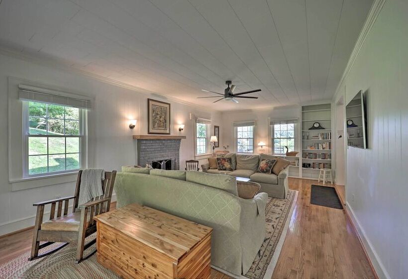 Family Friendly Retreat: Enjoy Year Round Fun