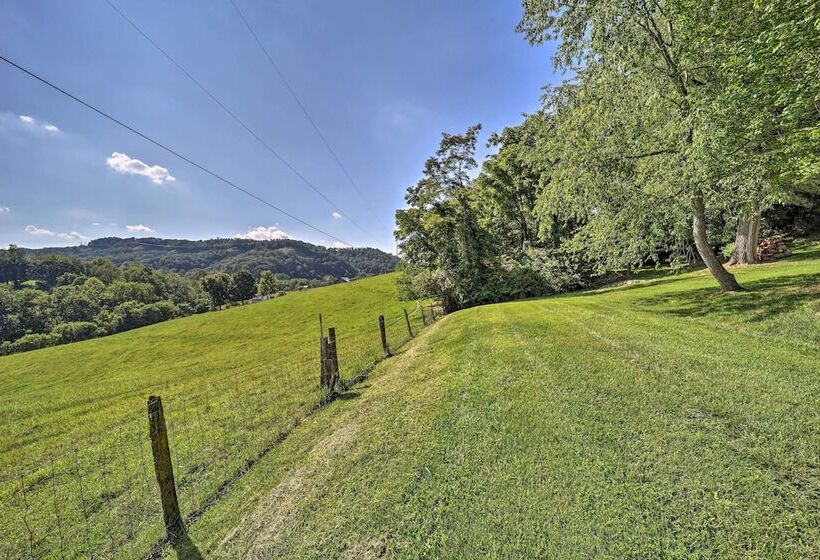 Family Friendly Retreat: Enjoy Year Round Fun