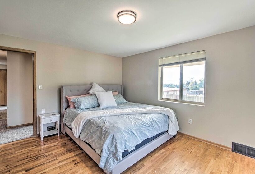 Family Friendly Yakima Escape W/ Yard & Pool!