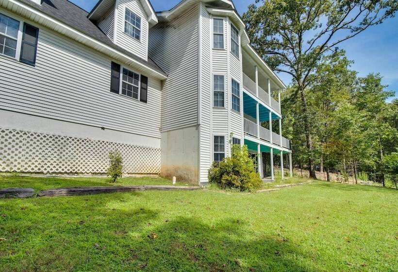 Spacious White Rivers Jewel: Fishing Haven!