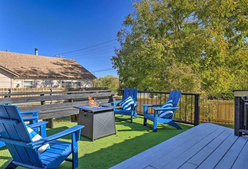 Fredericksburg Getaway W/ Covered Deck & Fire Pit!