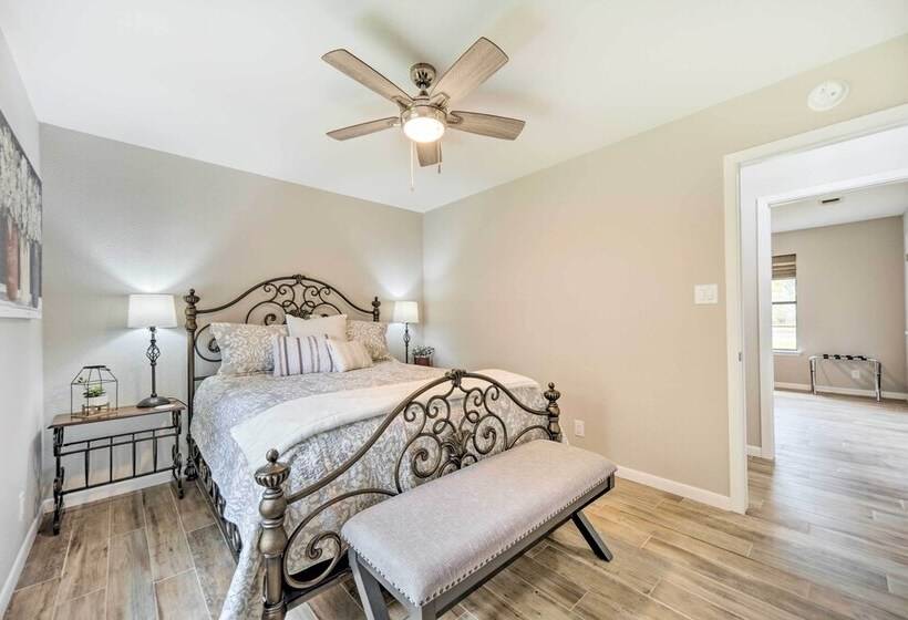 Fredericksburg Home W/ Hot Tub   1 Mi To Dtwn