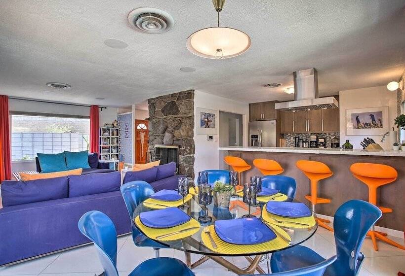 Funky Palm Springs Paradise Near Golf Courses