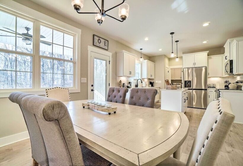 Goodlettsville Home ~ 4 Miles To Raceway!