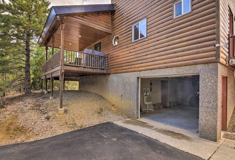 Gorgeous Alton Cabin W/ Deck + Mountain Views