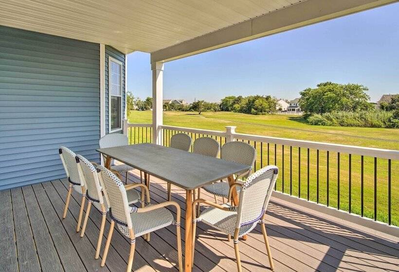 Gorgeous Newly Built Home: Golf Course View!