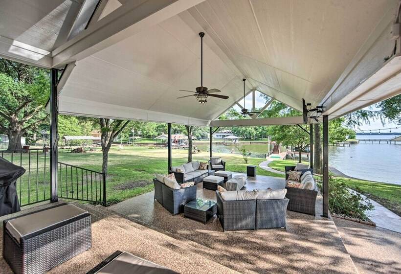 Private Dock & Sunset Views: Gun Barrel City Home