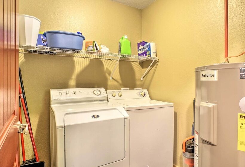 Guntersville Lake Cabin W/ 3 Fishing Ponds!