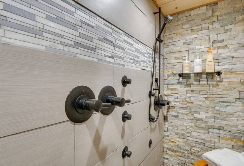 Jefferson Cabin W/ Fire Pit & Sauna Near Hiking!