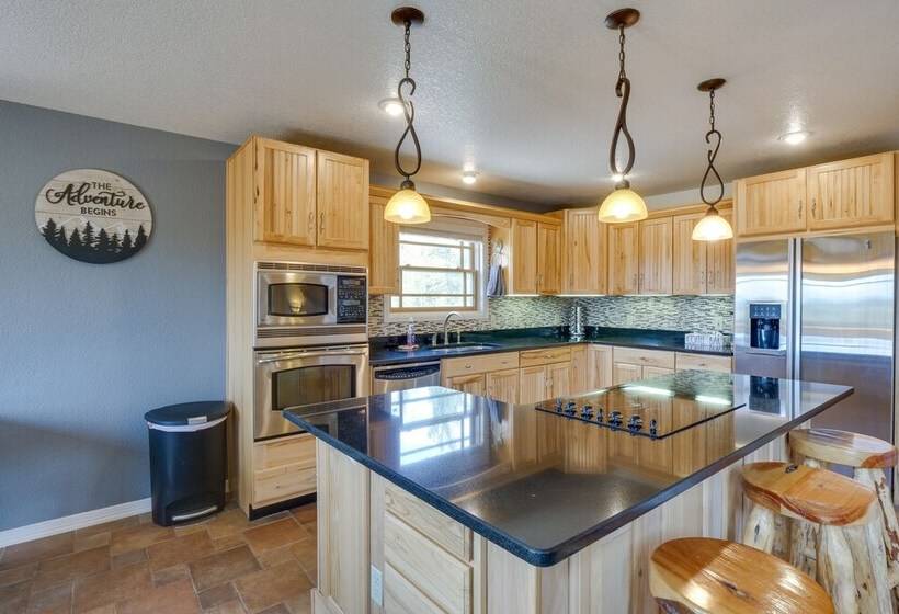 Jefferson Cabin W/ Fire Pit & Sauna Near Hiking!