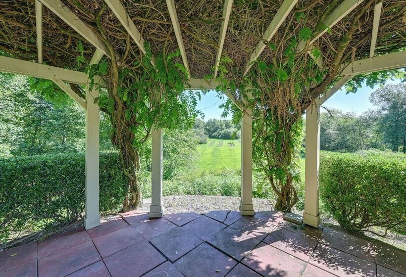 Historic Auburn House On 37 Acres W/private Lake!