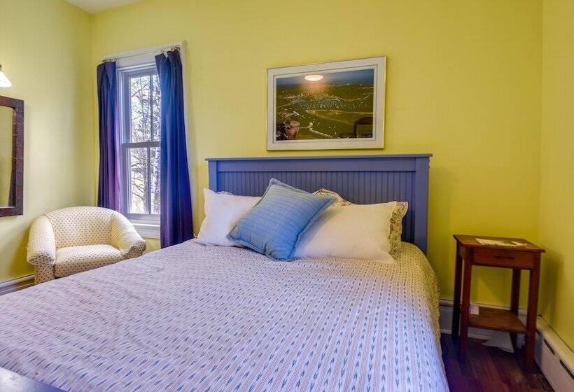 Historic Casco Bay Home On Great Diamond Island