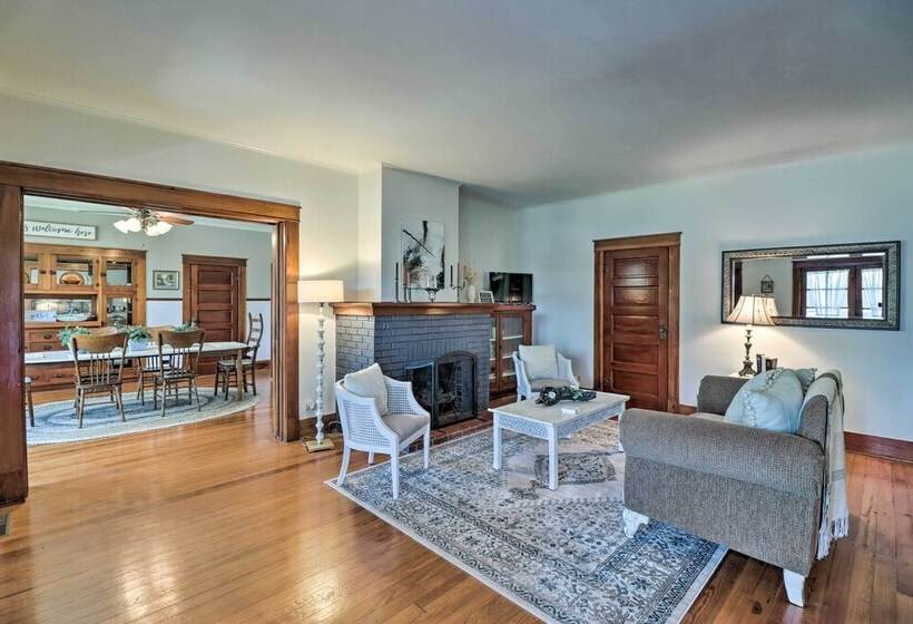 Historic Mountain Home Haven W/ Large Yard!