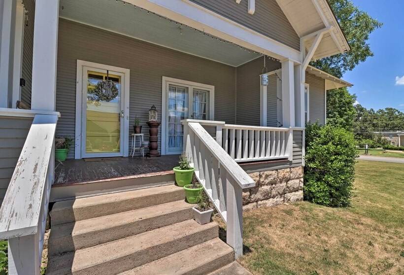 Historic Mountain Home Haven W/ Large Yard!