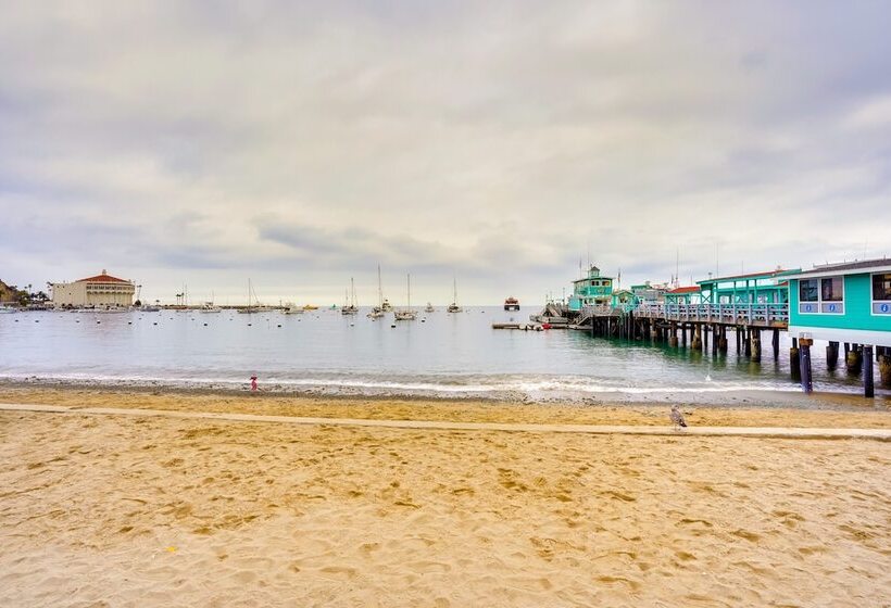 Historic Nautical Retreat Steps From Beach & Bites
