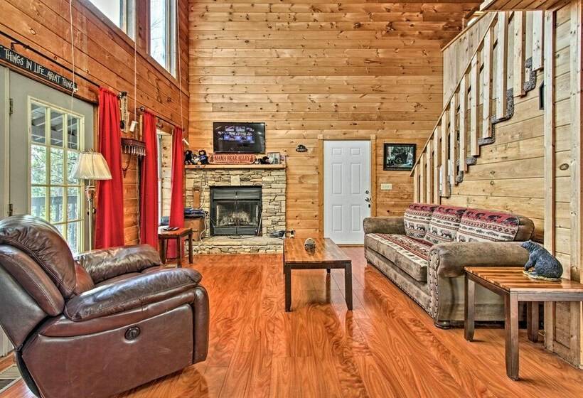 Home In The Smokies W/game Room: <6mi To Dollywood