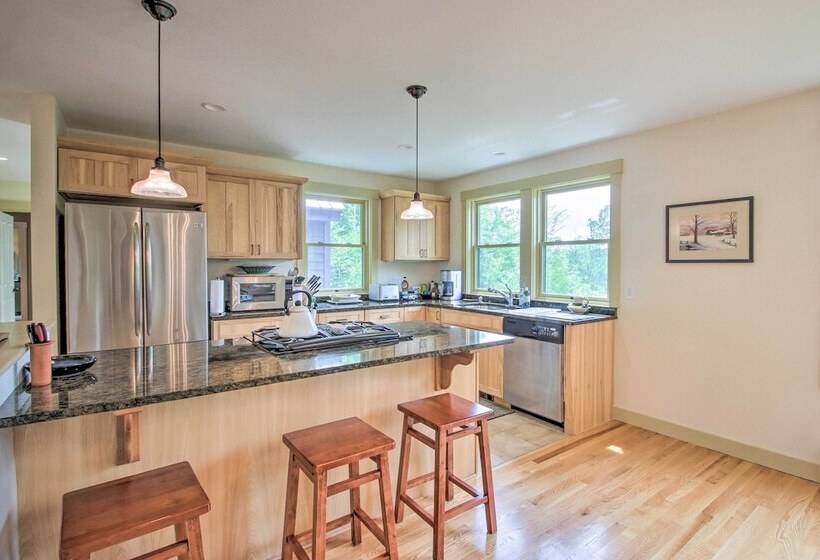 Home W/ Fire Pit, 7 Mi To Attitash Mtn Resort