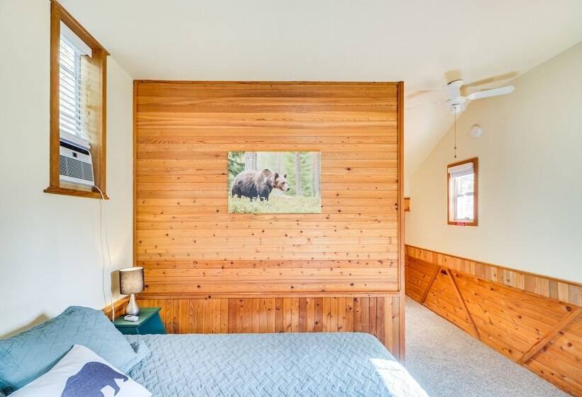 Hungry Horse Cabin W/ Gas Grill, Near Glacier!