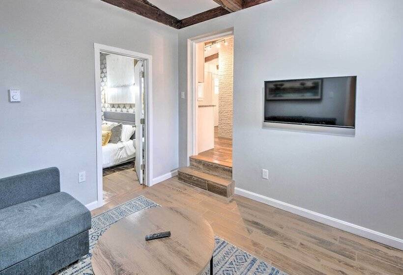 Laconia Hideaway < 2 Miles To Lake Winnipesaukee!