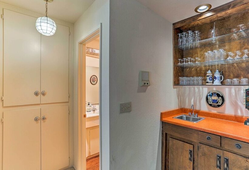 Lake Almanor Country Club Home W/ Views & Kayaks!