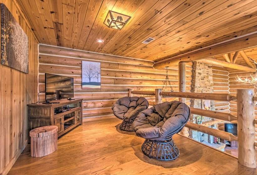 Private Dock & Slip: Lake Hamilton Hideaway!