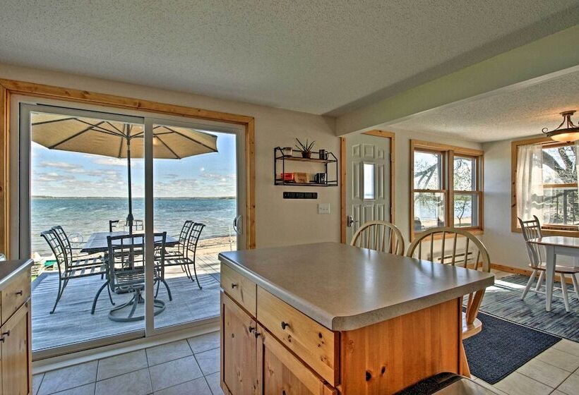 Lake Mary Cottage W/private Beach & Boat Dock