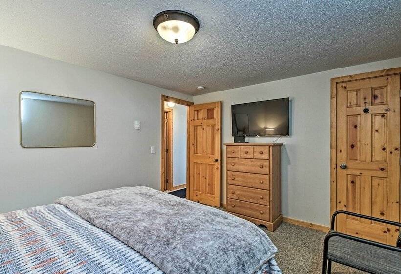 Lake Mary Cottage W/private Beach & Boat Dock