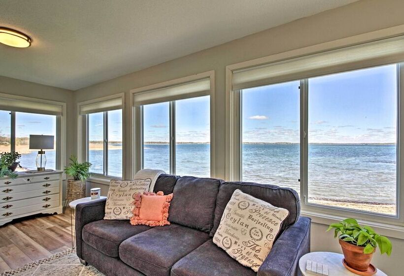 Lake Mary Cottage W/private Beach & Boat Dock