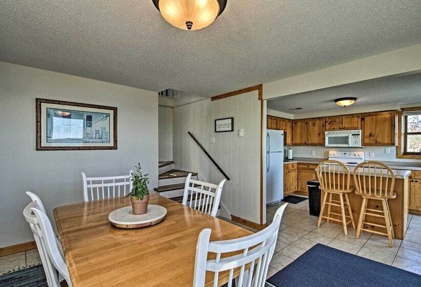 Lake Mary Cottage W/private Beach & Boat Dock