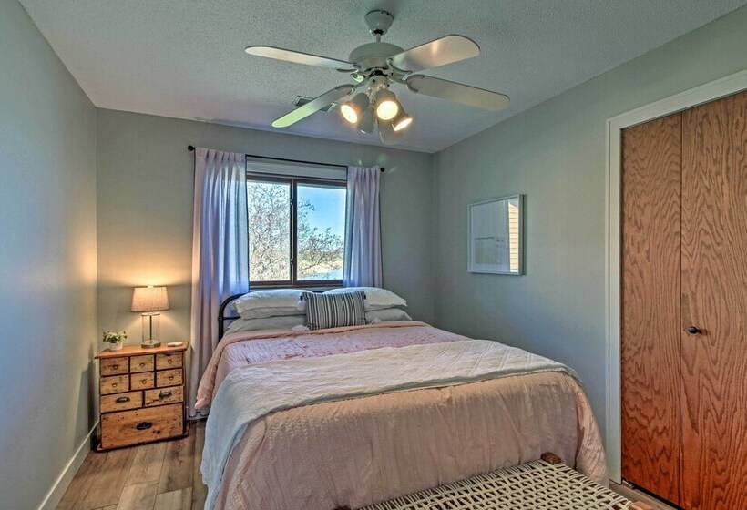 Lake Mary Cottage W/private Beach & Boat Dock