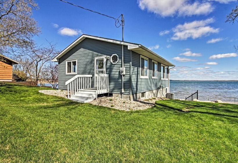 Lake Mary Cottage W/private Beach & Boat Dock