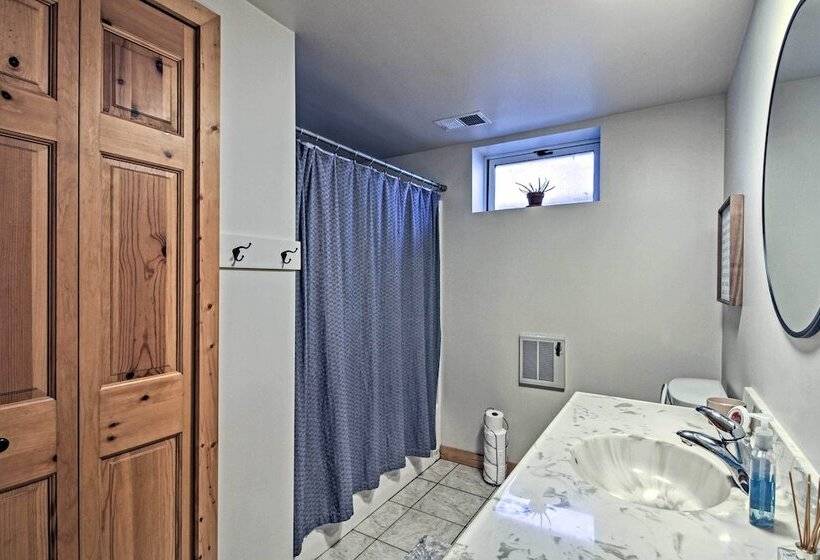 Lake Mary Cottage W/private Beach & Boat Dock