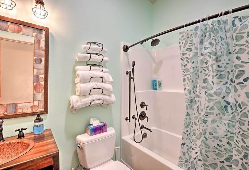 Lake Whatcom House W/ Boat Dock + Mountain View!