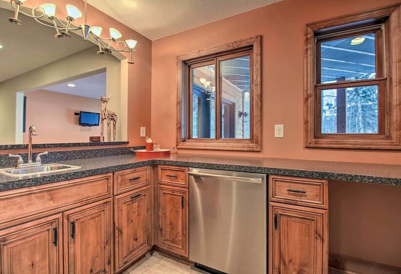 Lakefront Giants Ridge Retreat Near Ski & Golf!