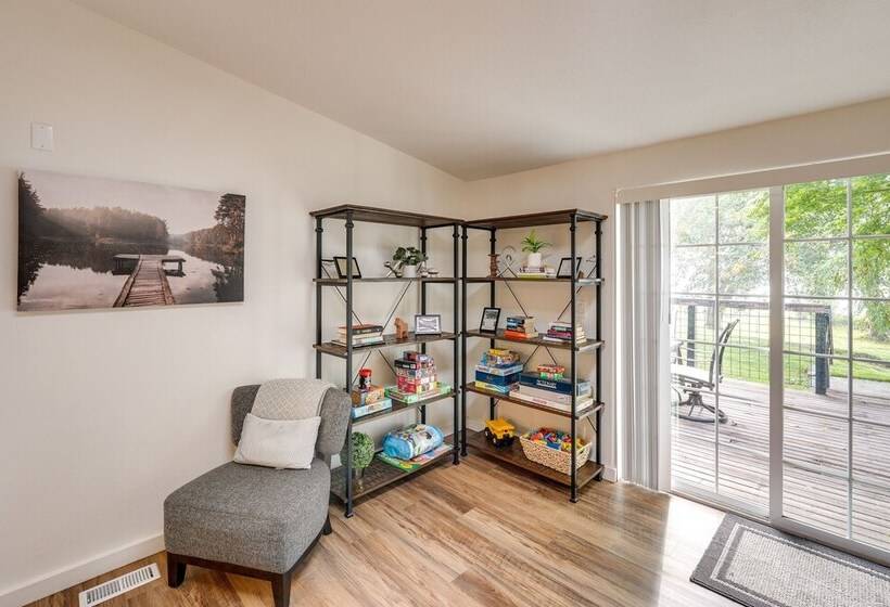 Lakefront Mount Vernon Home W/ Private Dock!