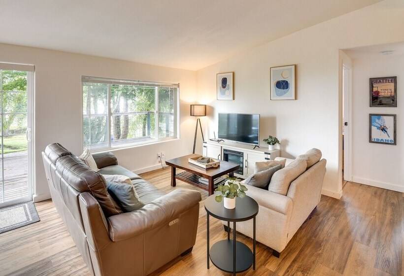 Lakefront Mount Vernon Home W/ Private Dock!