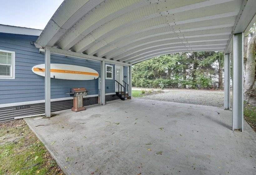 Lakefront Mount Vernon Home W/ Private Dock!