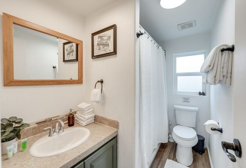 Lakefront Mount Vernon Home W/ Private Dock!