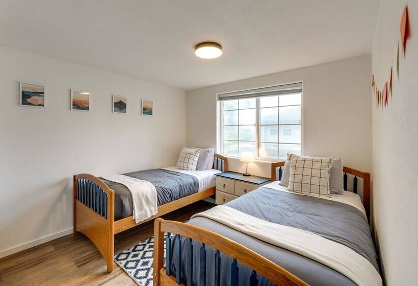 Lakefront Mount Vernon Home W/ Private Dock!