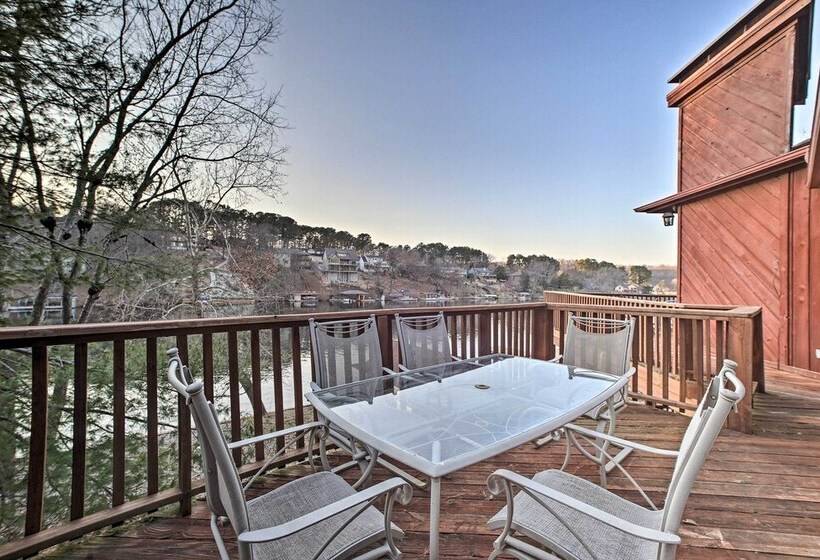 Lakefront Retreat W/ Dock & Beach: 2 Miles To Golf